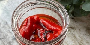 jarred red pepper in juice